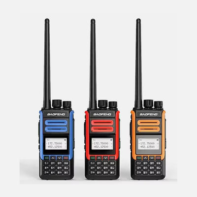 شراء BF-H7 Dual Band Portable Walkie Talkie VHF UHF 136-174MHZ 400-520MHZ IPX4 Waterproof with 1000-1500mAh Battery التصنيع عبر الإنترنت