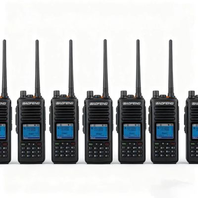 شراء Hot Selling Baofeng DM-1702 5W Digital Walkie Talkie with GPS and CE Certification التصنيع عبر الإنترنت