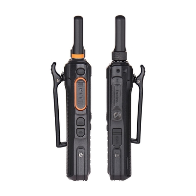 INRICO T640A POC المدى الطويل راديو ثنائي الاتجاه 15 ساعة وقت الحديث وضع DMR POC المدى الطويل راديو ثنائي الاتجاه IP54 تصنيف رقيق للغاية التصميم المحمول مع الهوائي المدمج